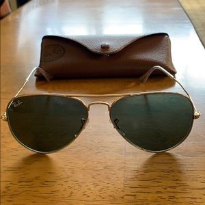Authentic Ray-ban aviator sunglasses